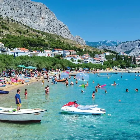 Awesome In With Wifi Omiš